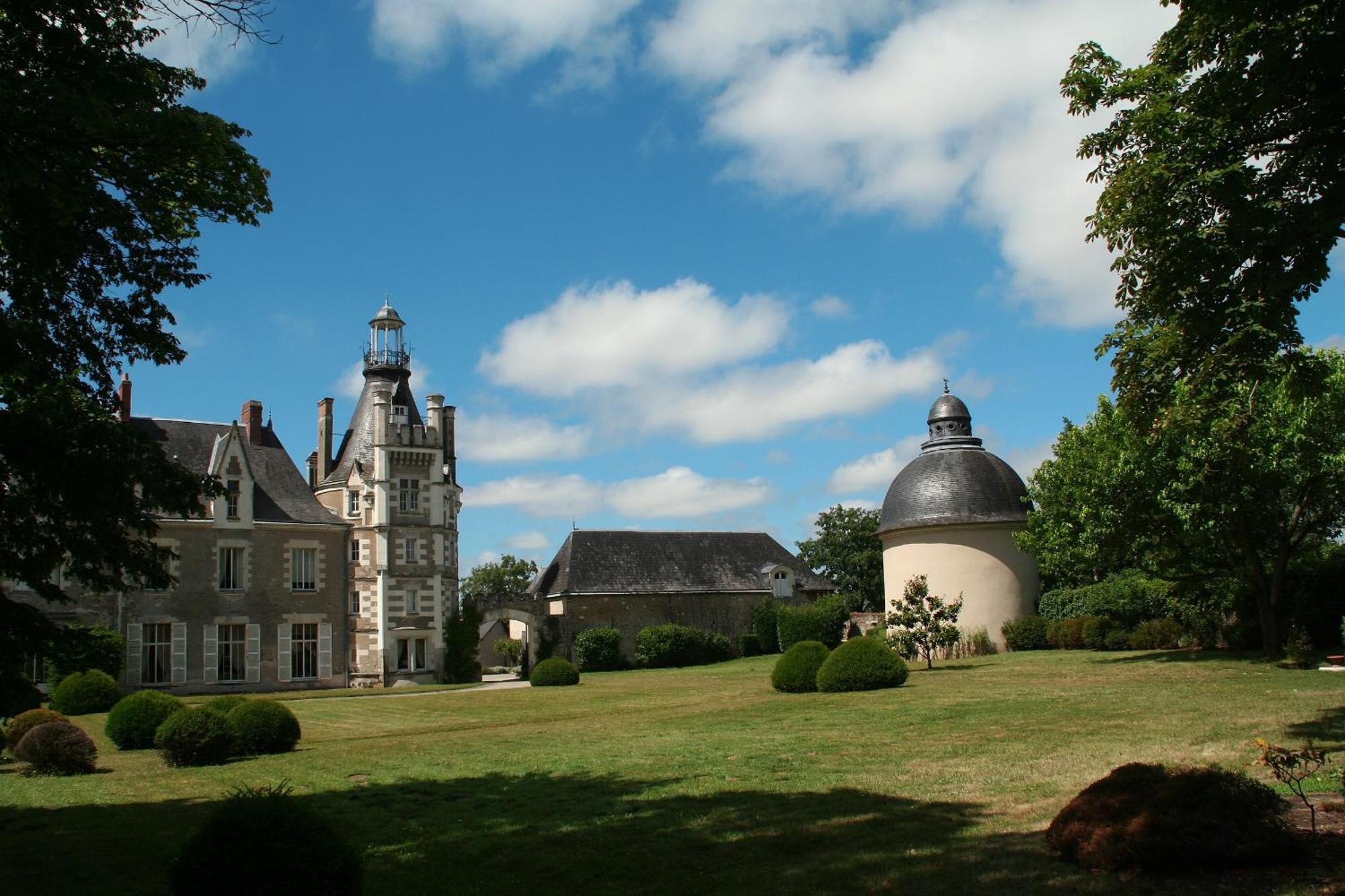 Chateau De Thouare 外观 照片
